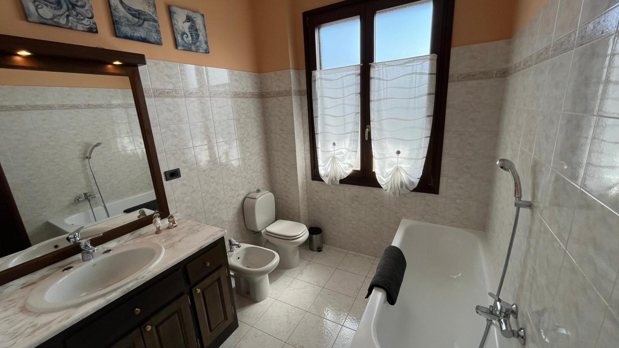 A Due Passi Dal Lago Montalto Dora Exterior photo